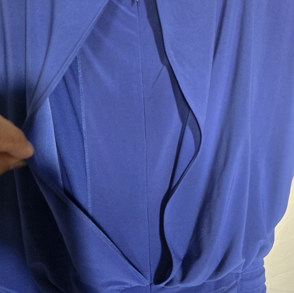 Adrianna Papell Blue Dress. Size 8 - Picture 4 of 12